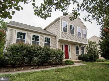 8 WORTHINGTON COURT, STERLING, VA 20165