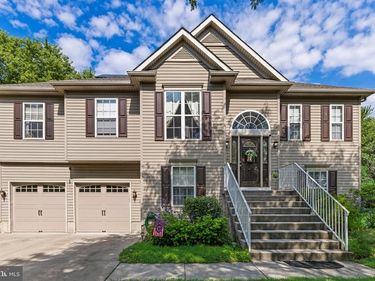 14 MAPLE LEAF DRIVE, MULLICA HILL, NJ 08062