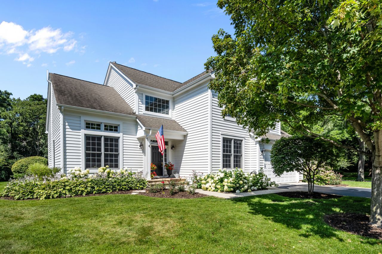 28620 Ashford Court , Lake Bluff, IL 60044