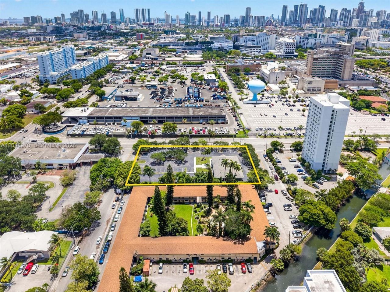 1902 NW 14th Ave , Miami, FL 33125 Photo