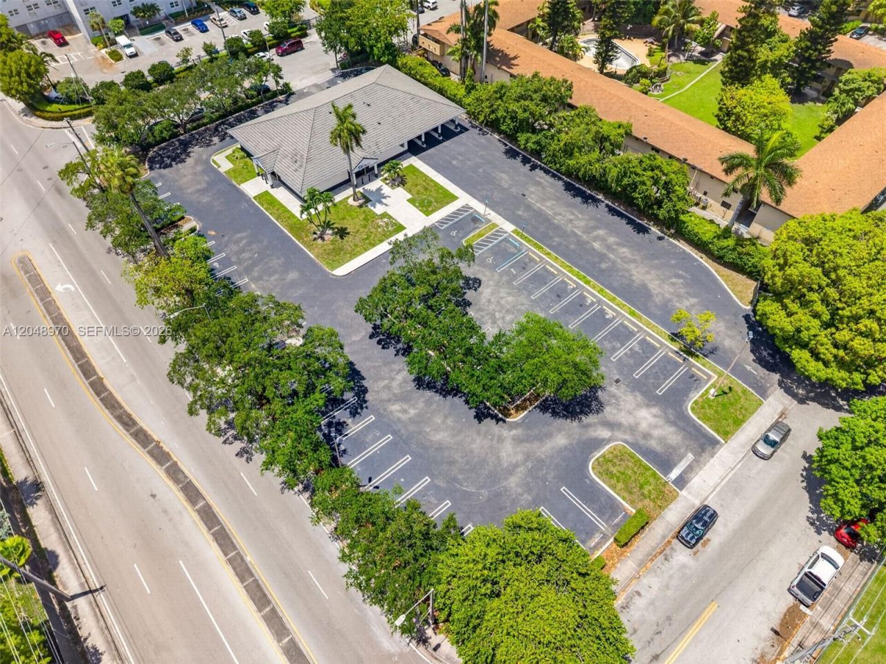 1902 NW 14th Ave , Miami, FL 33125 Photo
