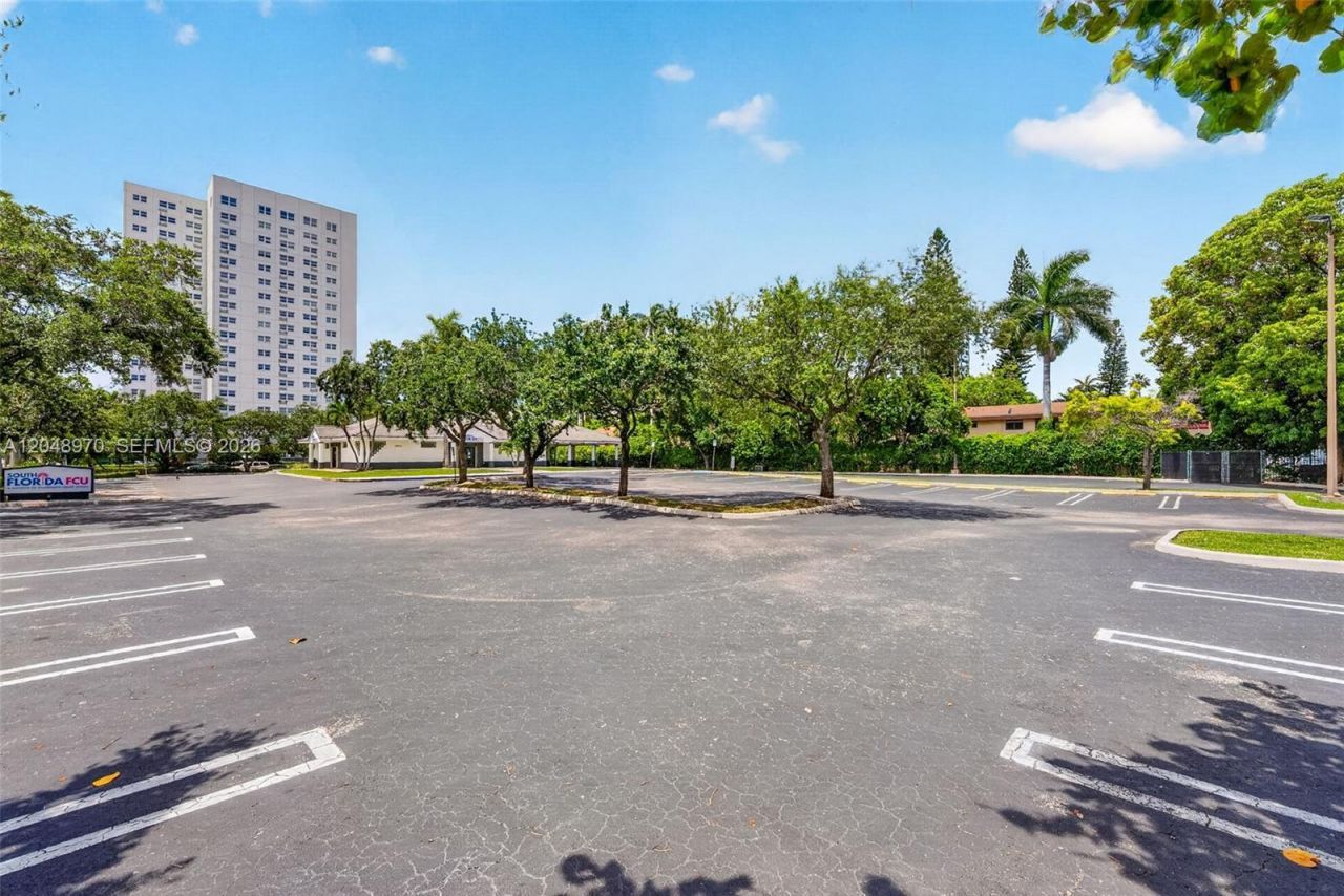 1902 NW 14th Ave , Miami, FL 33125 Photo