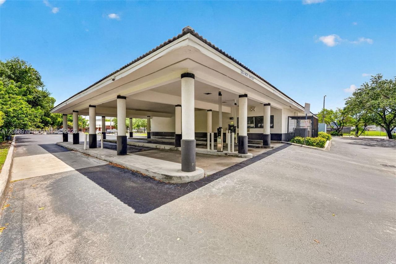 1902 NW 14th Ave , Miami, FL 33125 Photo