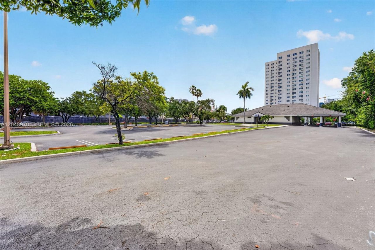 1902 NW 14th Ave , Miami, FL 33125 Photo