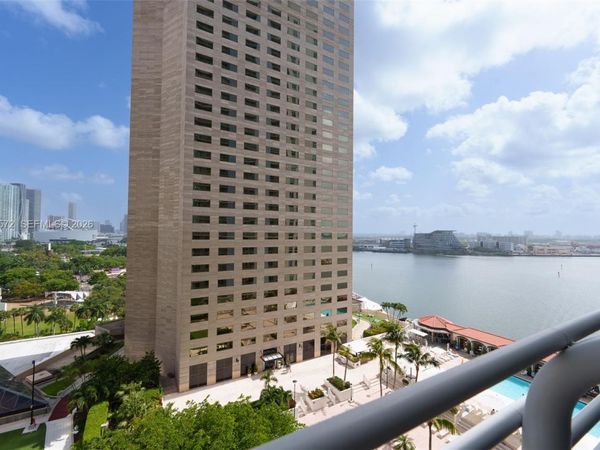 335 S Biscayne Blvd , Unit 1600, Miami, FL 33131