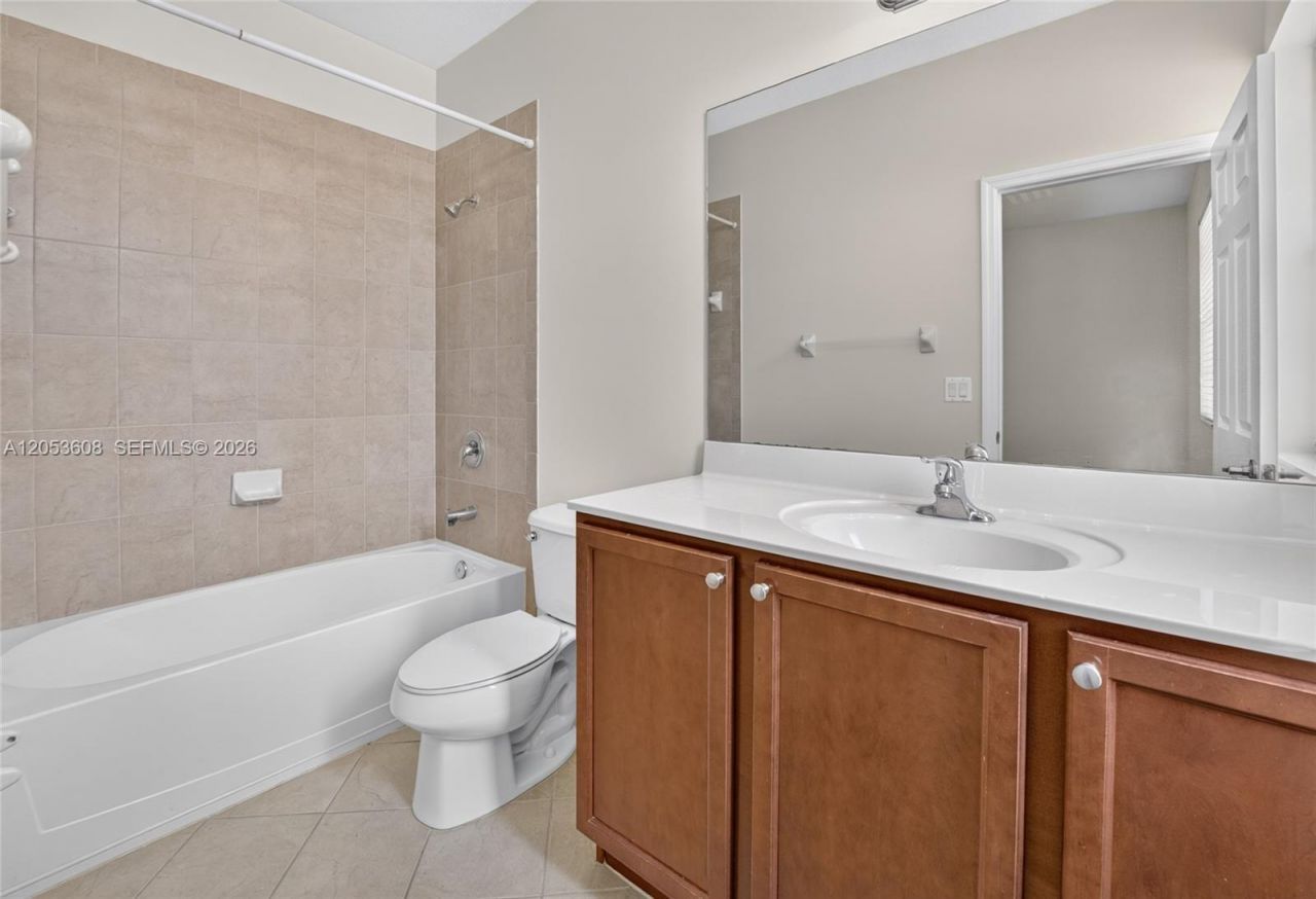 9011 SW 227th St , Unit 2, Cutler Bay, FL 33190 Photo