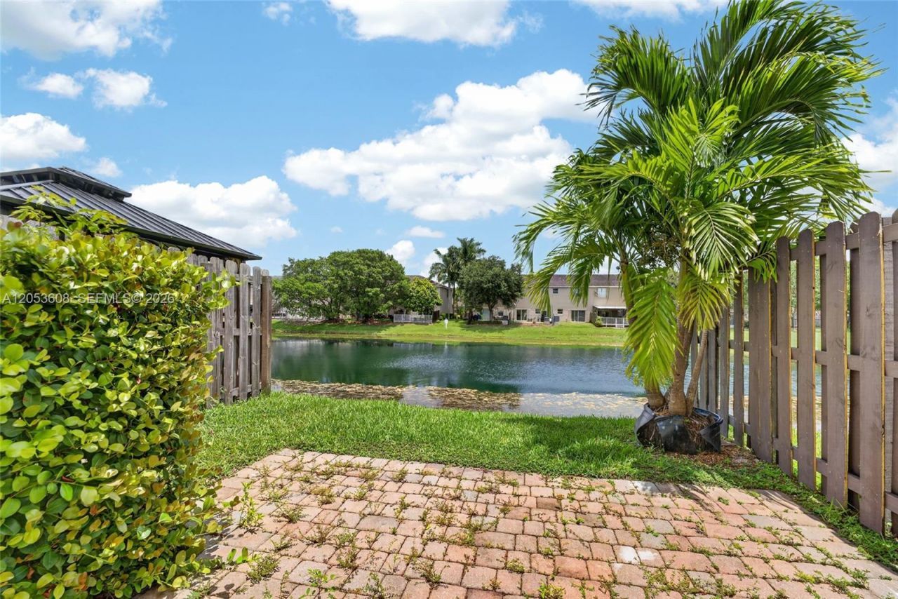 9011 SW 227th St , Unit 2, Cutler Bay, FL 33190 Photo