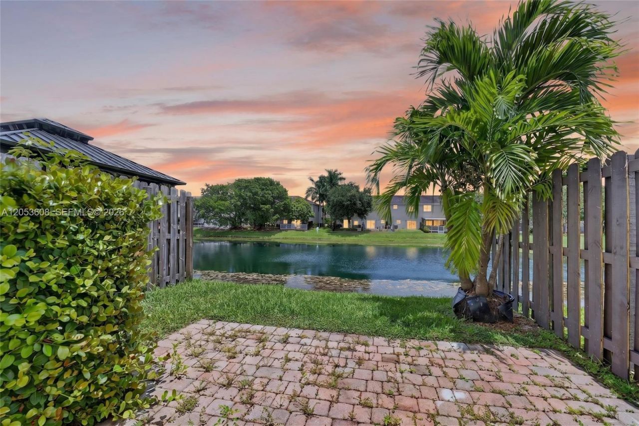 9011 SW 227th St , Unit 2, Cutler Bay, FL 33190 Photo