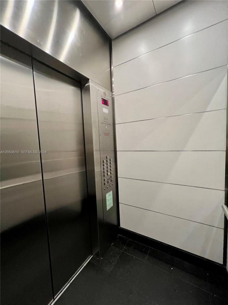 5838 Collins Ave, Unit 7E, Miami Beach, FL 33140 Photo