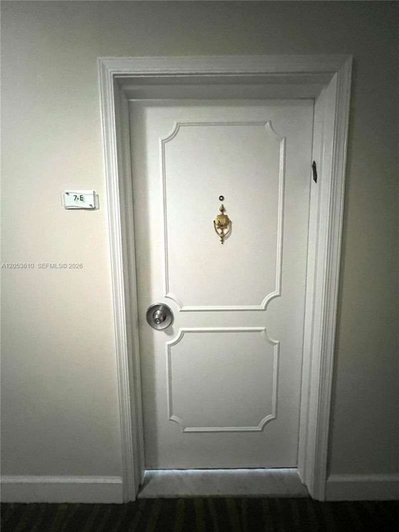 5838 Collins Ave, Unit 7E, Miami Beach, FL 33140 Photo