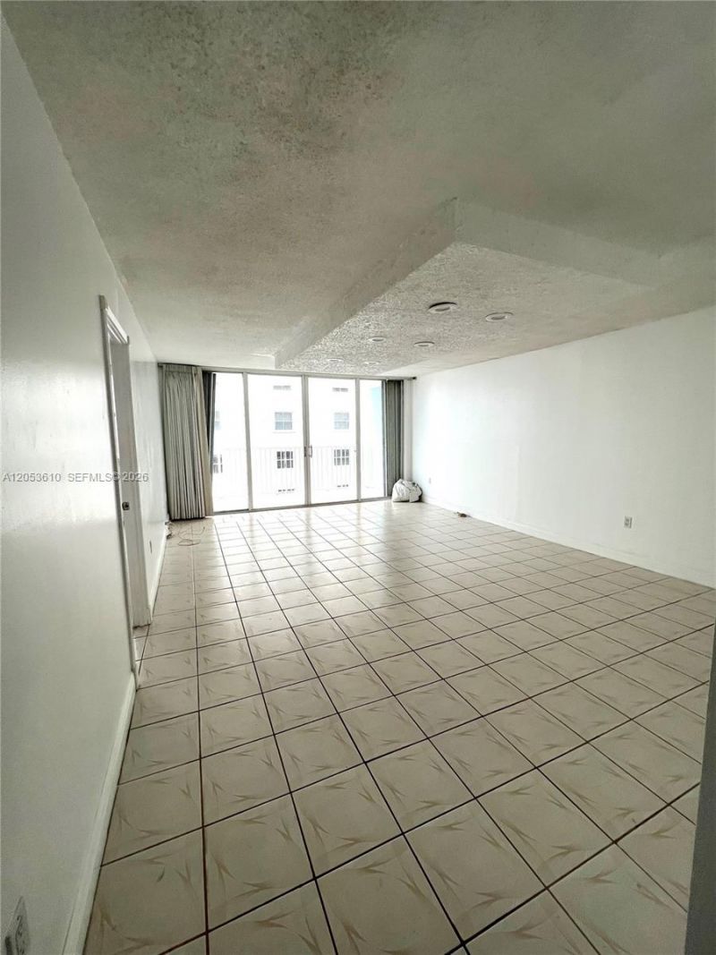 5838 Collins Ave, Unit 7E, Miami Beach, FL 33140 Photo