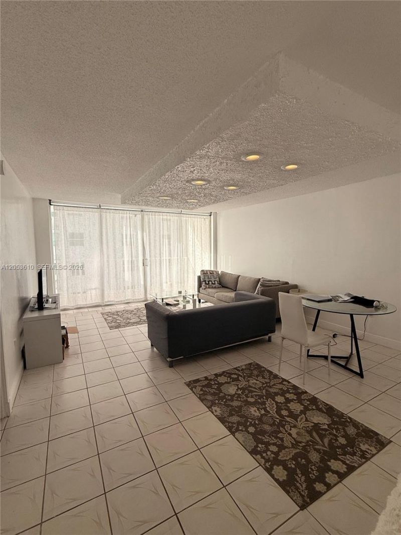 5838 Collins Ave, Unit 7E, Miami Beach, FL 33140 Photo