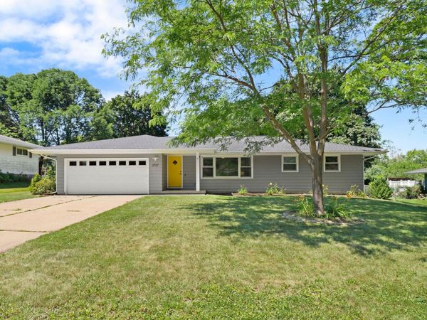 2727 Florann Drive, Fitchburg, WI 53711