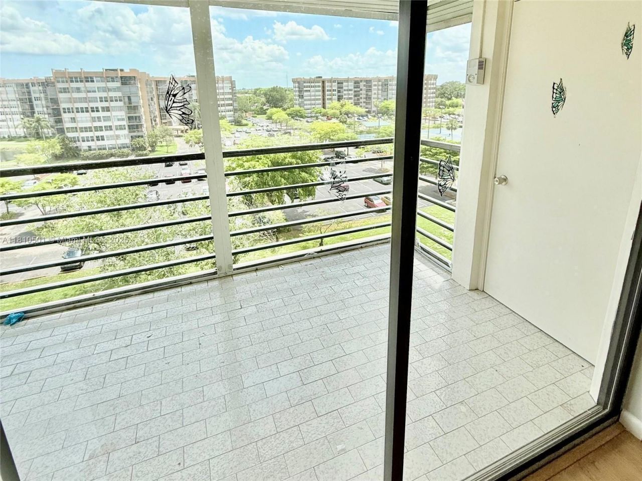 1300 Saint Charles Place, Unit 706, Pembroke Pines, FL 33026 Photo