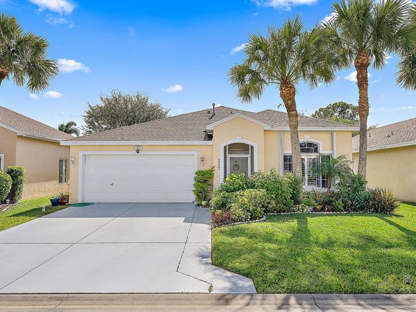 2522 SE Springtree Place, Stuart, FL 34997