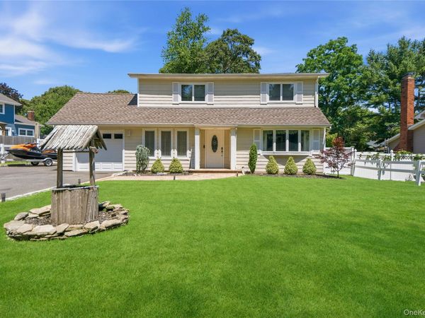 115 Patchogue Drive , Rocky Point, NY 11778