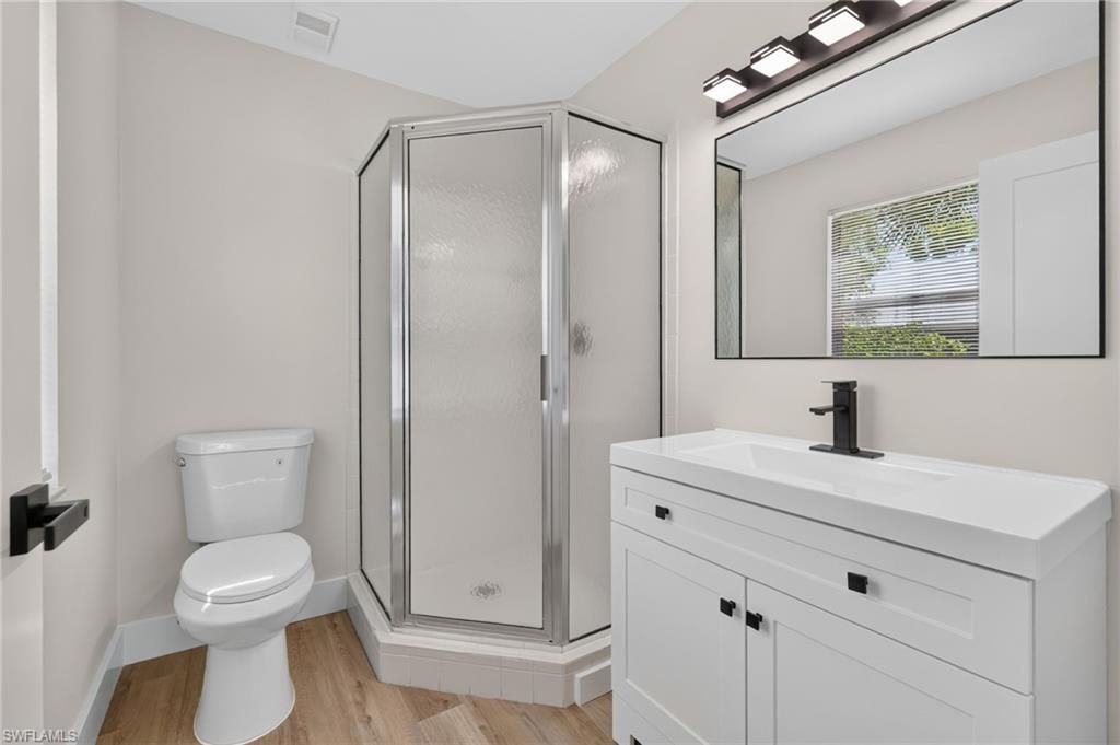 1915 Courtyard Way, Unit 202, Naples, FL 34112 Photo
