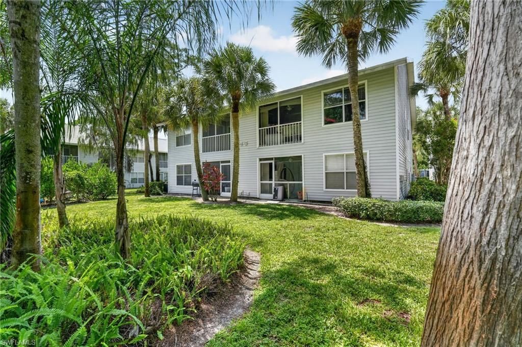 1915 Courtyard Way, Unit 202, Naples, FL 34112 Photo