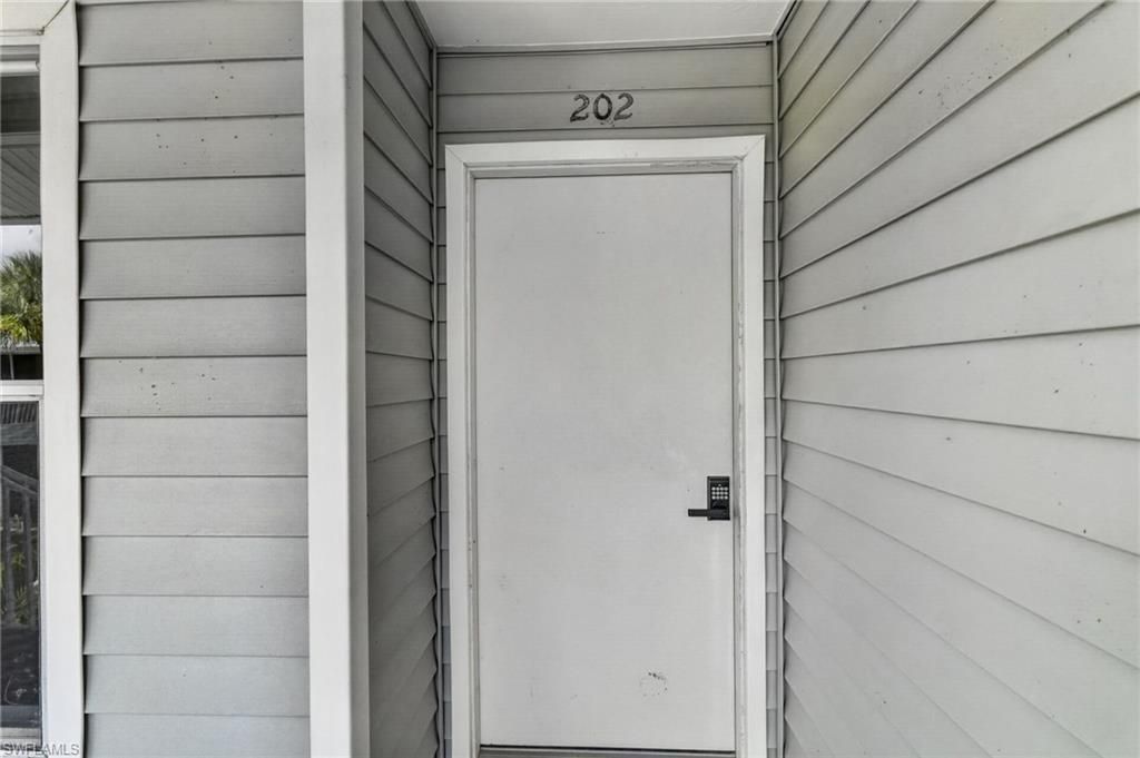 1915 Courtyard Way, Unit 202, Naples, FL 34112 Photo