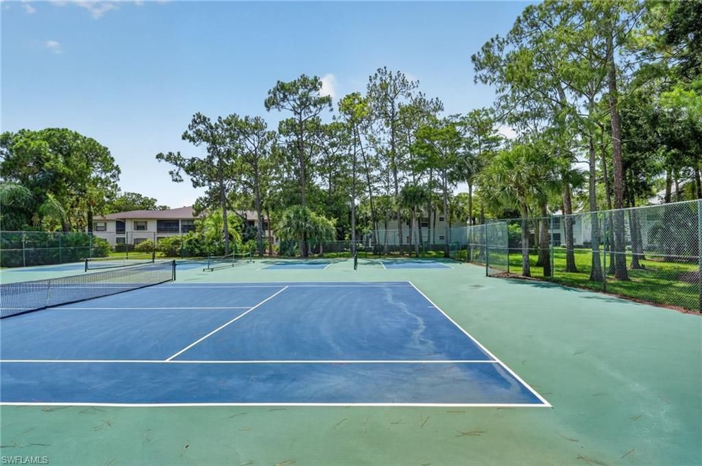 1915 Courtyard Way, Unit 202, Naples, FL 34112 Photo
