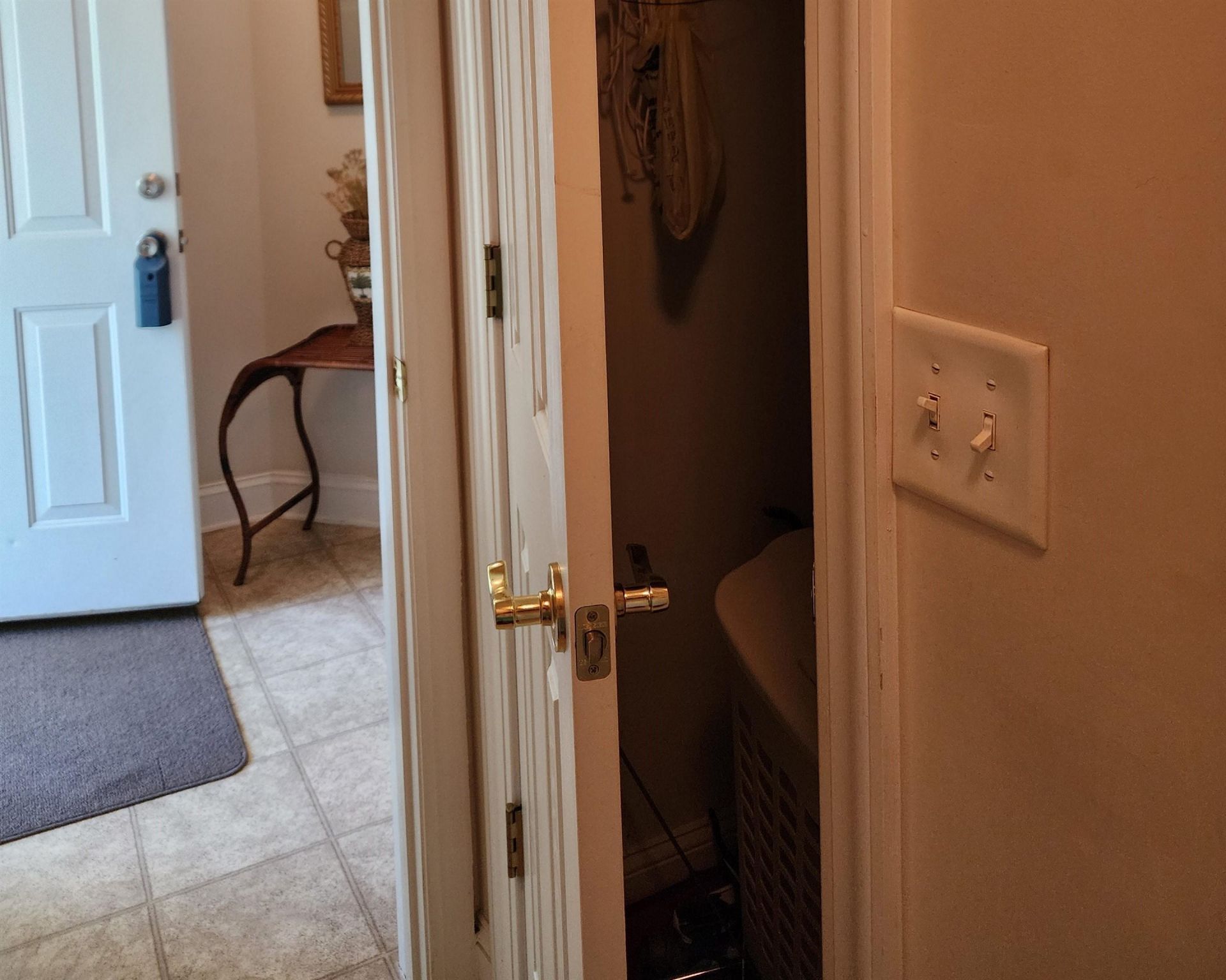 627 Woodmoor Circle Photo 4