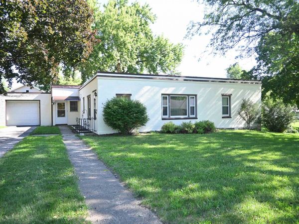 514 1st Street , Lake View, IA 51450