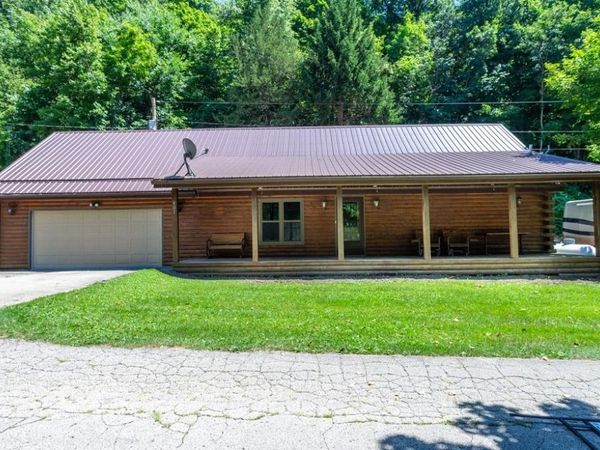 407 Country Lane, North Buena Vista, IA 52066