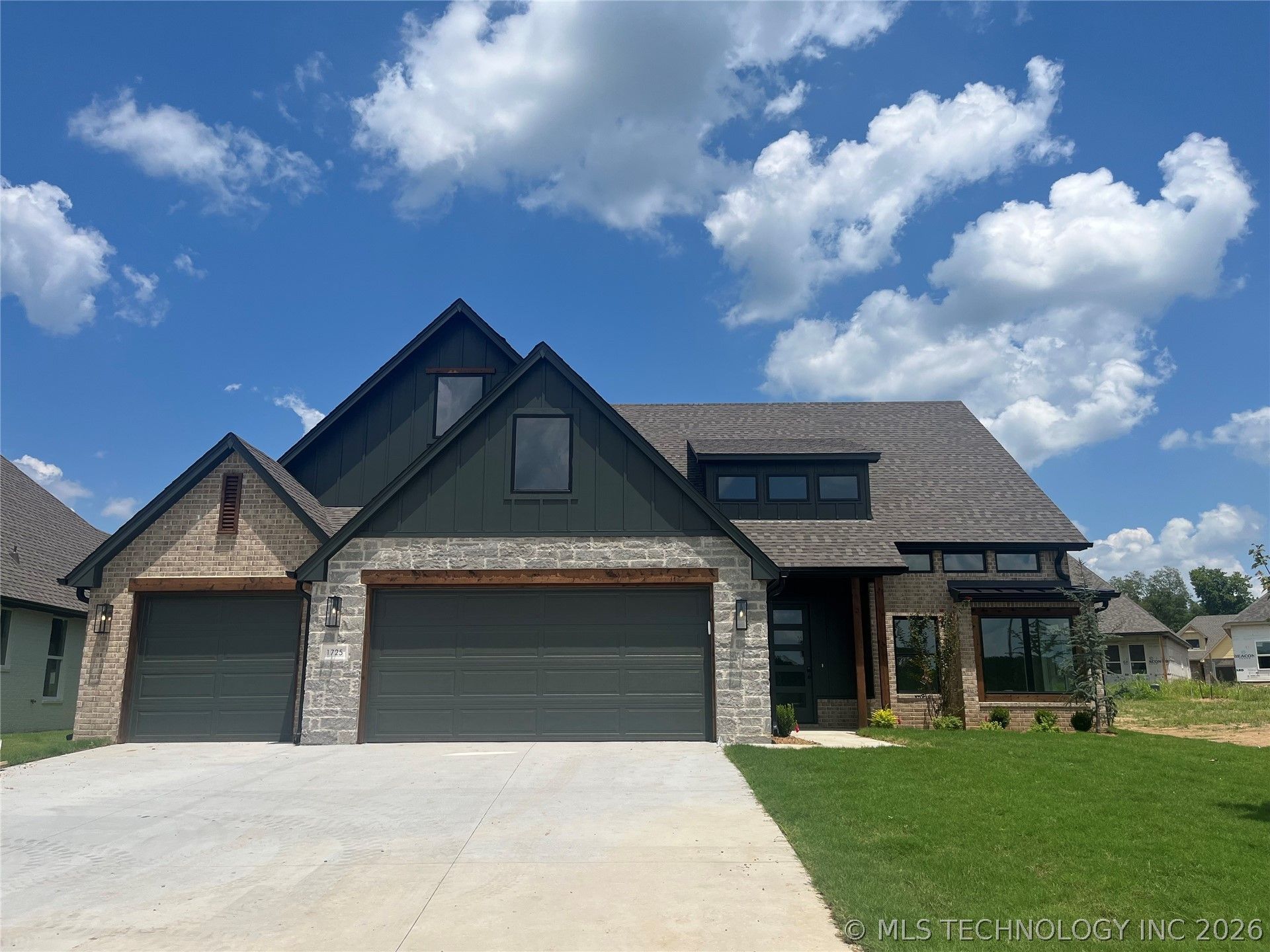 1725 N 71st Street, Broken Arrow, OK 74014 Main Photo
