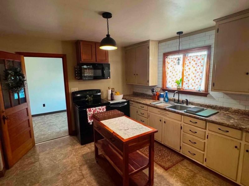 326 E Main Street , Amanda, OH 43102 Photo 17