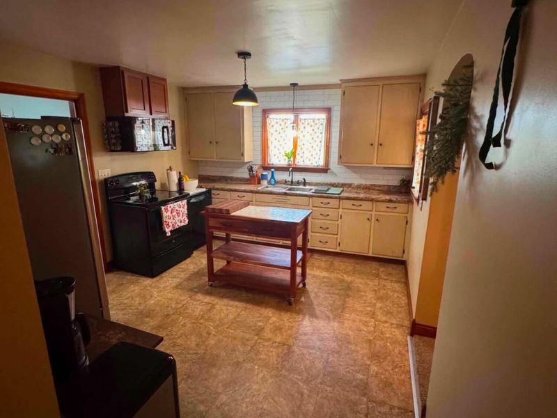 326 E Main Street , Amanda, OH 43102 Photo 18