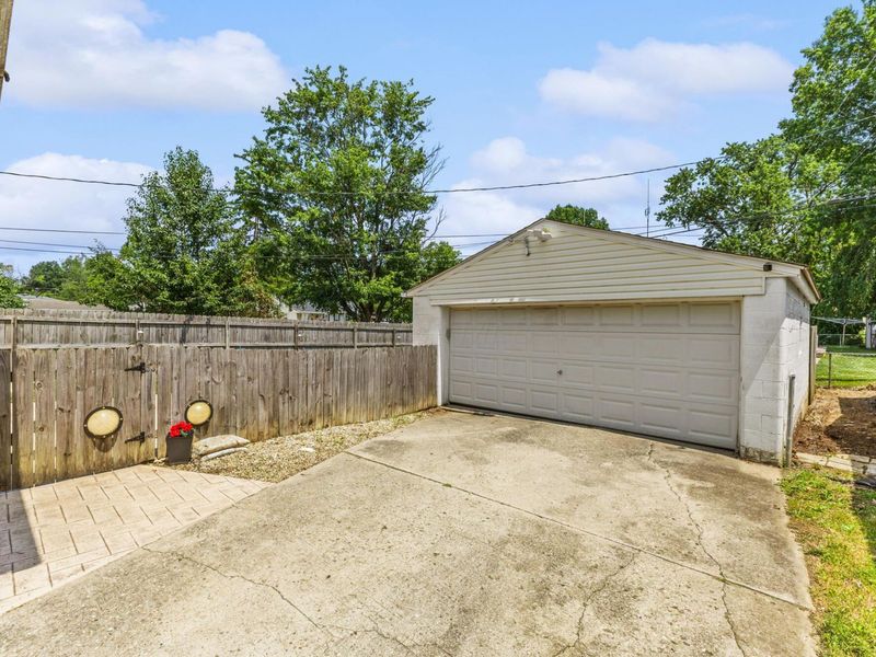 292 Imperial Drive, Columbus, OH 43230 Photo 35