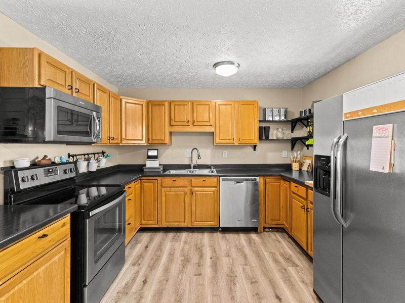 292 Imperial Drive, Columbus, OH 43230 Photo 9