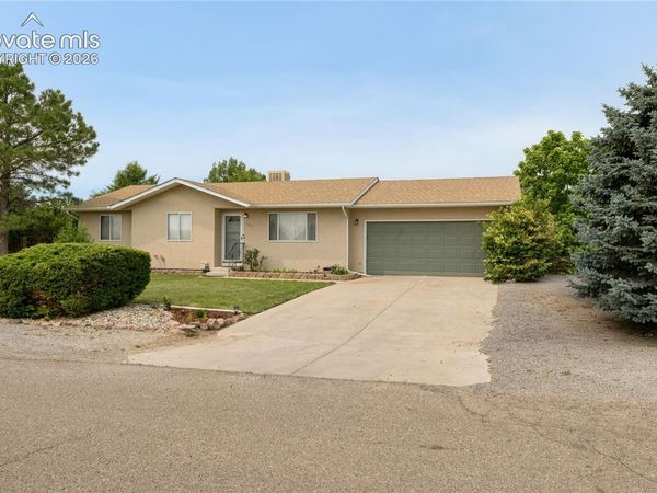 267 S Dacona Drive, Pueblo, CO 81007