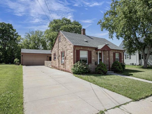809 MONROE STREET, Little Chute, WI 54140