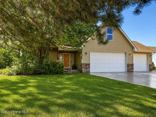 2729 W Porthill CT , Hayden, ID 83835