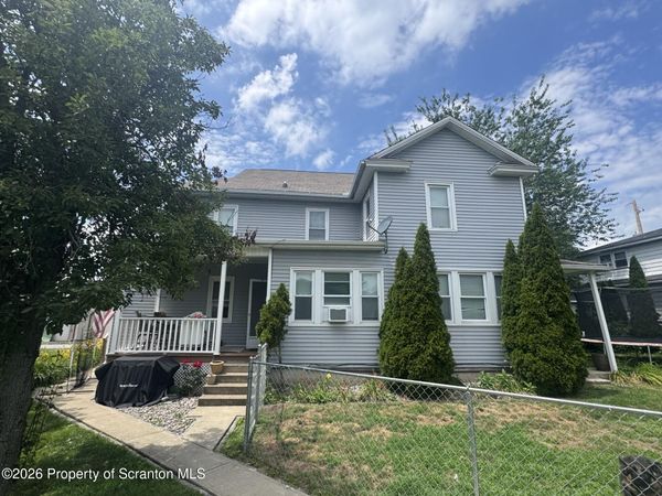 321 Small Street, Blakely, PA 18452