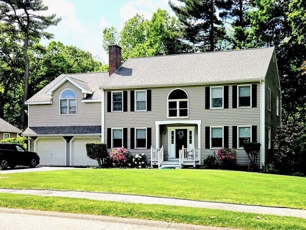 1 Greenwood Dr, Millis, MA 02054