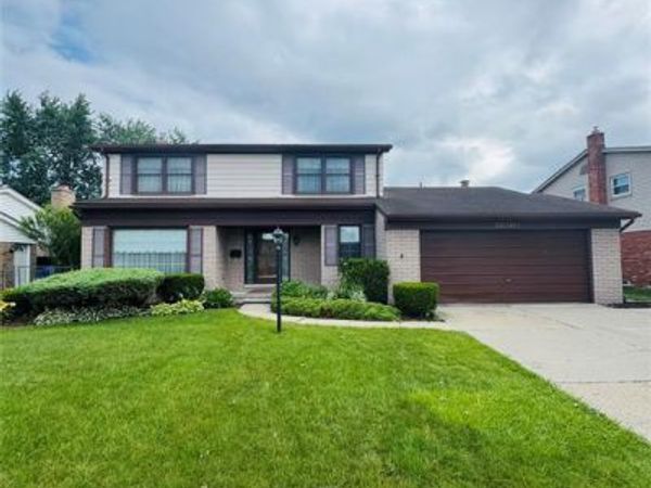 26309 Cecile Street , Dearborn Heights, MI 48127
