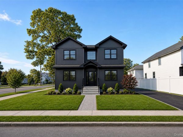 1320 R Street , Elmont, NY 11003