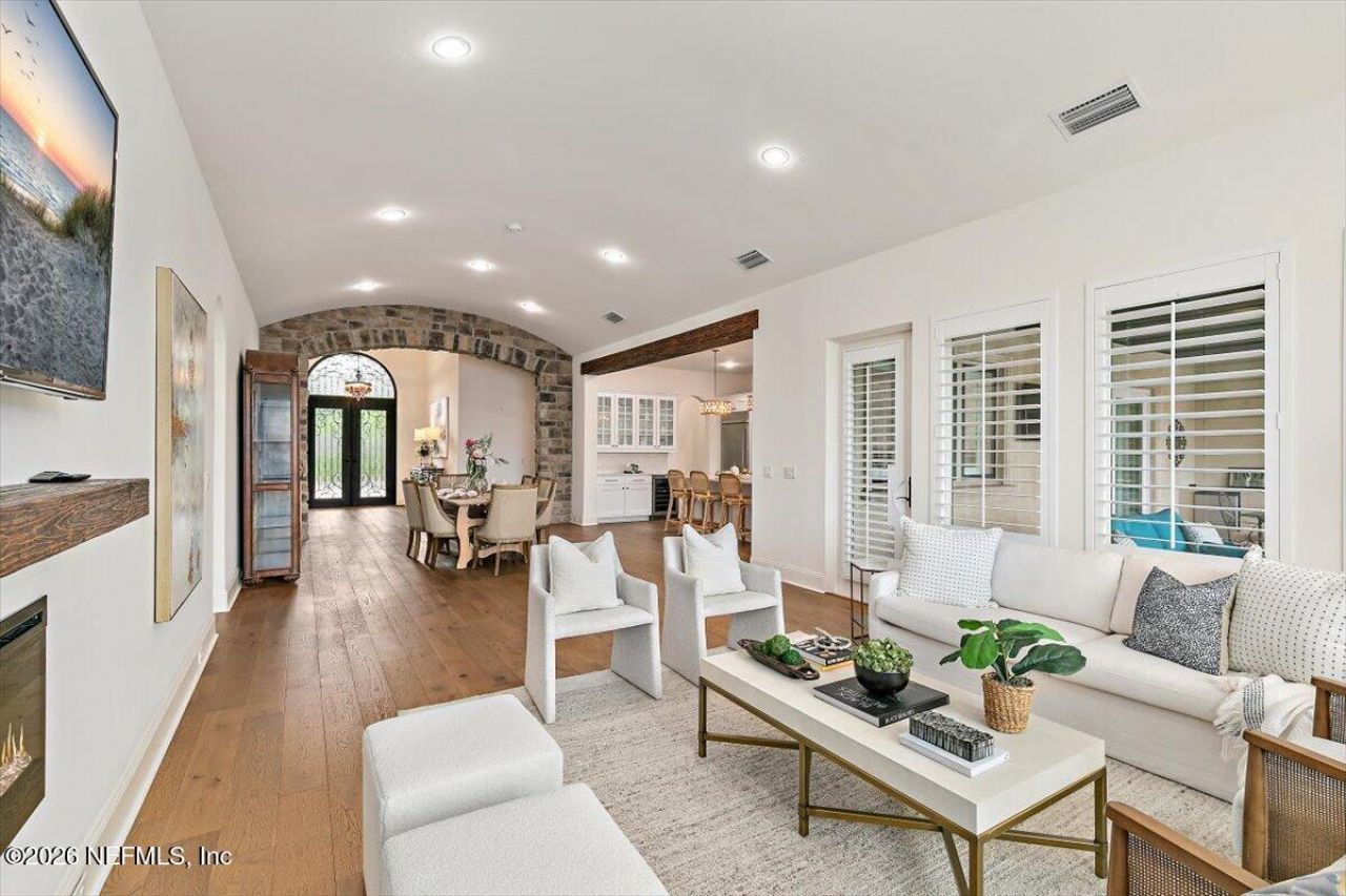 5226 Commissioners Drive, Jacksonville, FL 32224 Photo