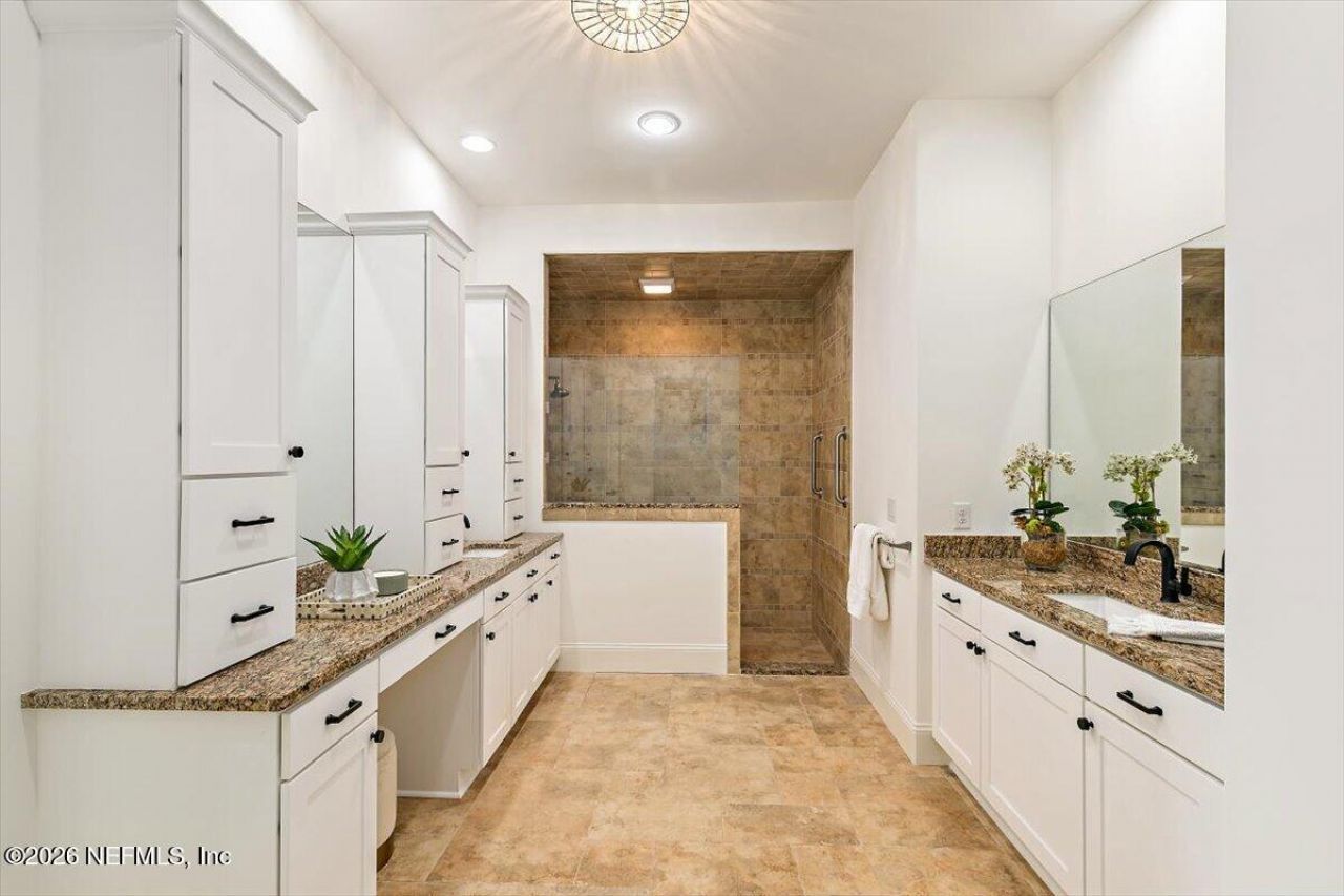5226 Commissioners Drive, Jacksonville, FL 32224 Photo