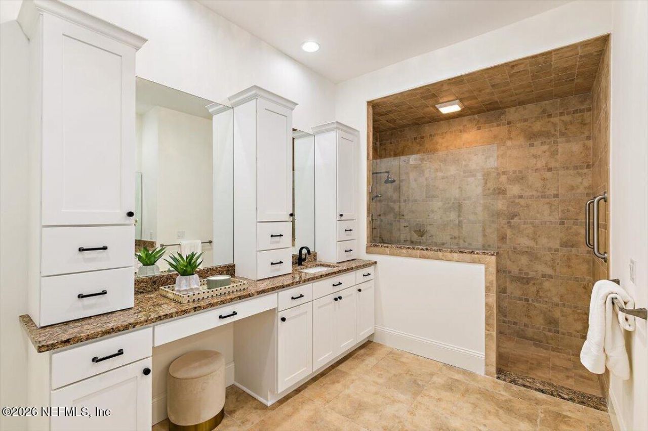 5226 Commissioners Drive, Jacksonville, FL 32224 Photo