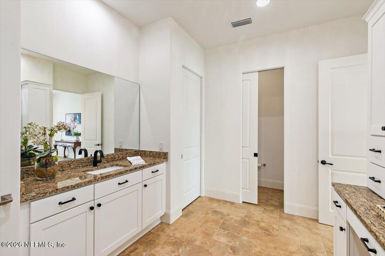 5226 Commissioners Drive, Jacksonville, FL 32224 Photo
