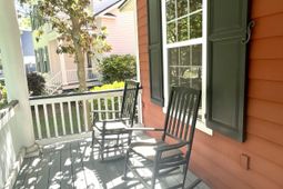 1046 Blakeway Street photo 4