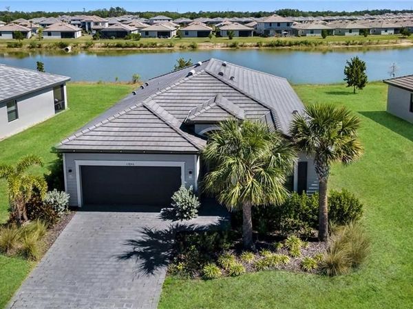 13846 Pine Lodge LN , FORT MYERS, FL 33913