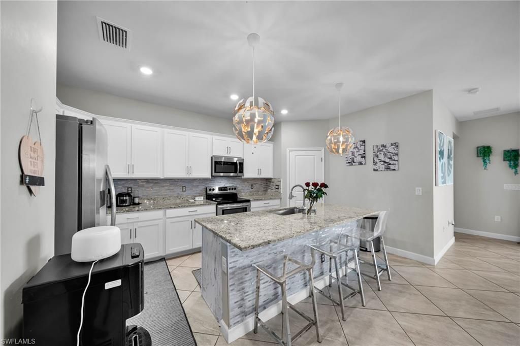 13846 Pine Lodge Ln , Fort Myers, FL 33913 Photo