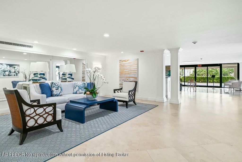 250 Bradley Place, Unit 301, Palm Beach, FL 33480 Photo