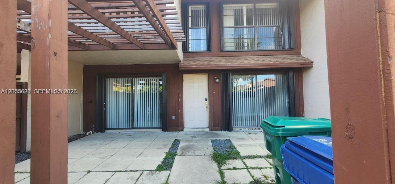 11500 SW 64th St, Unit F, Miami, FL 33173 Photo