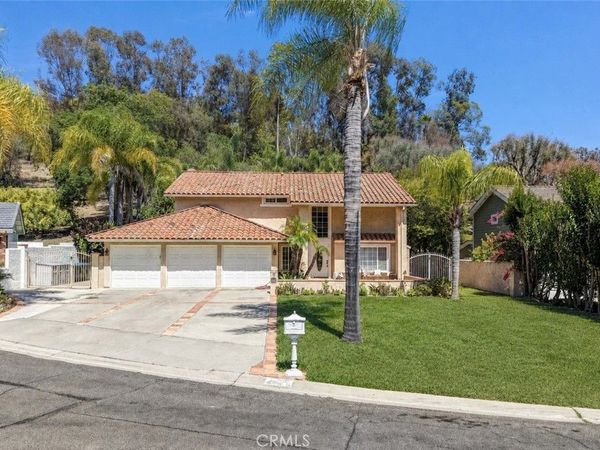 26576 Stetson, Laguna Hills, CA 92653