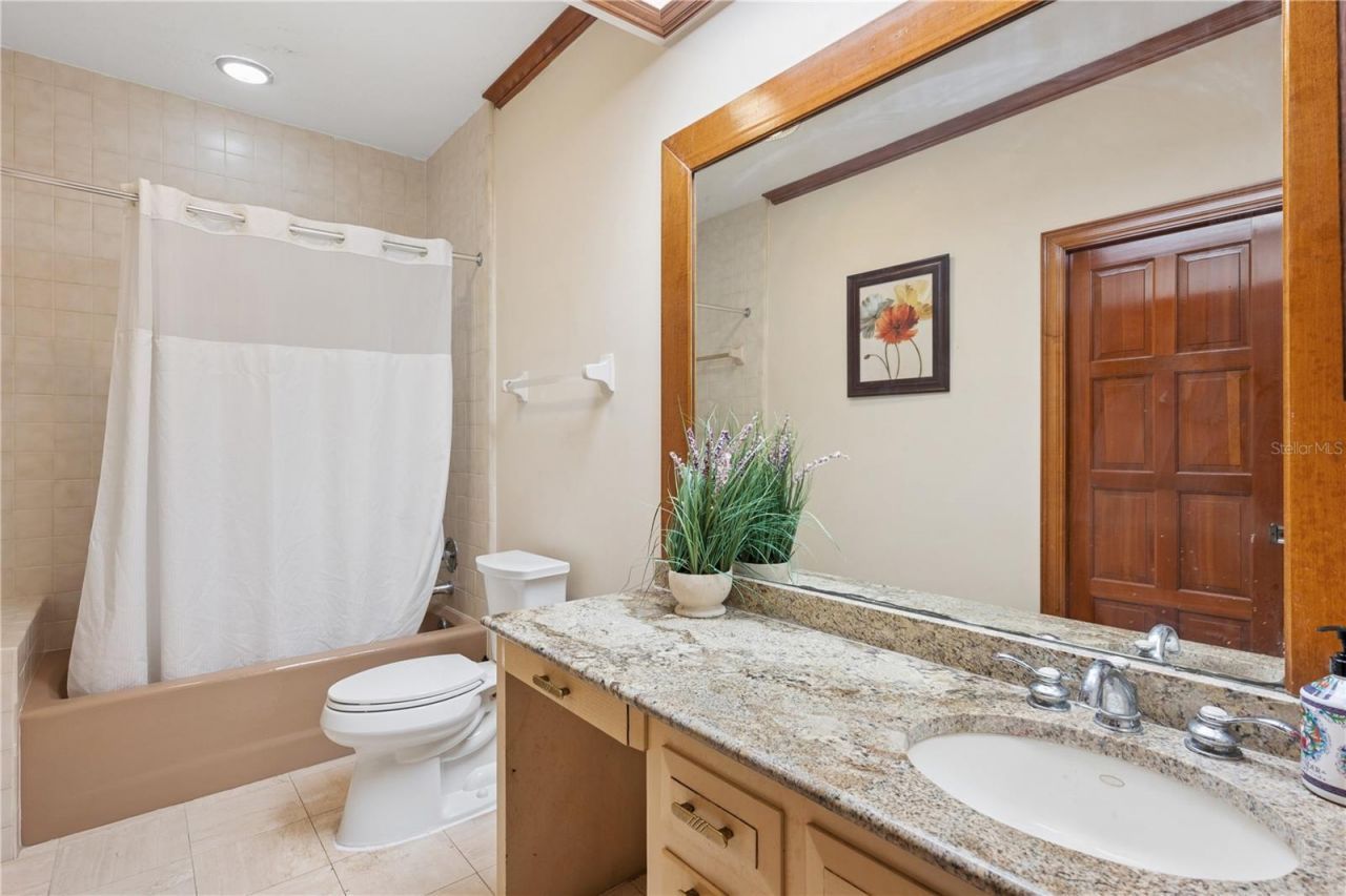 1041 Sweetwater Club Boulevard, Longwood, FL 32779 Photo
